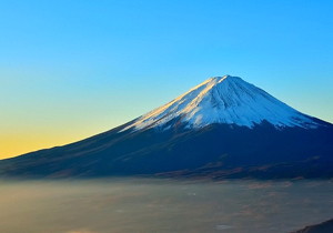 9月10日星期三，农历七月十九，工作愉快，平安喜乐